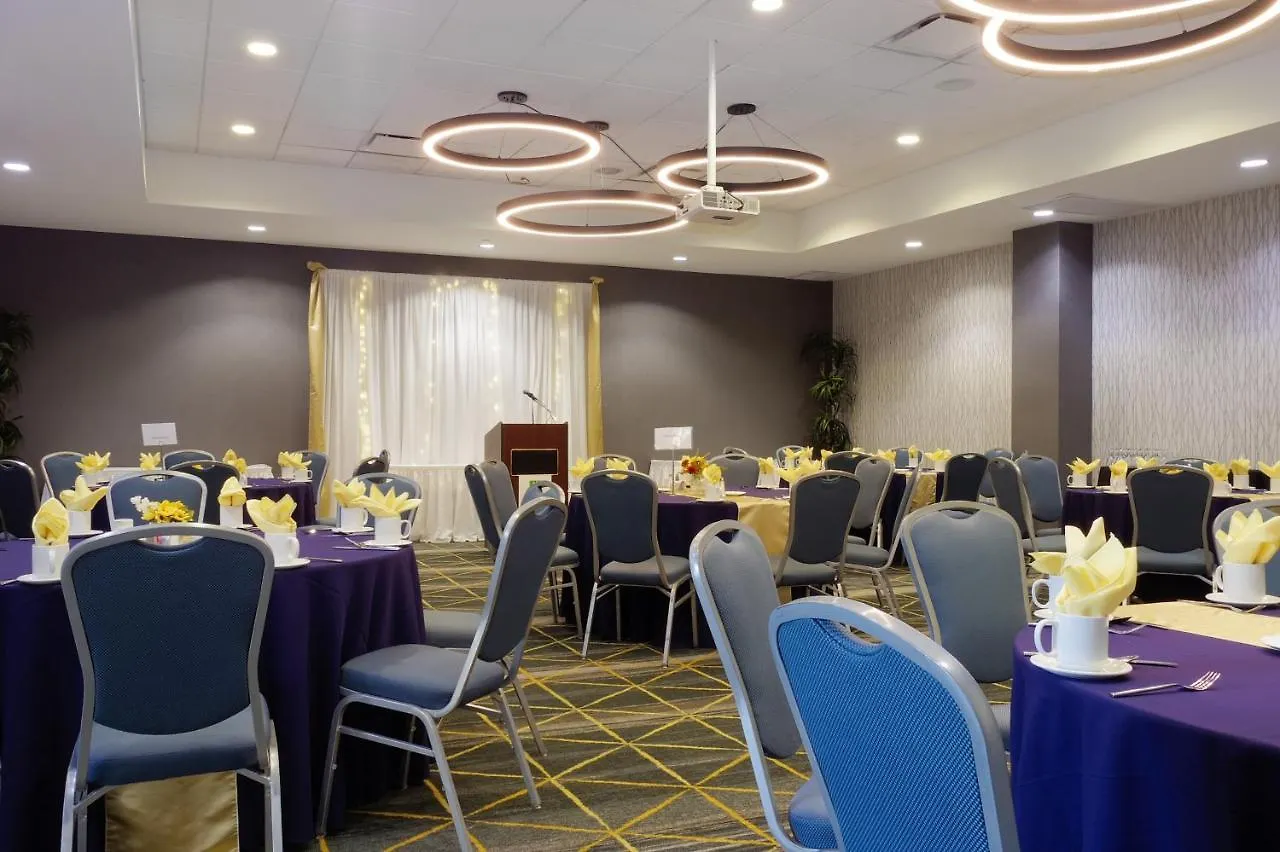 Holiday Inn & Suites Phoenix Airport By Ihg Hotel