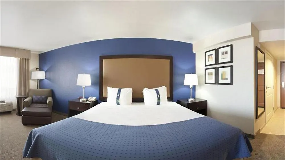 Holiday Inn & Suites Phoenix Airport By Ihg