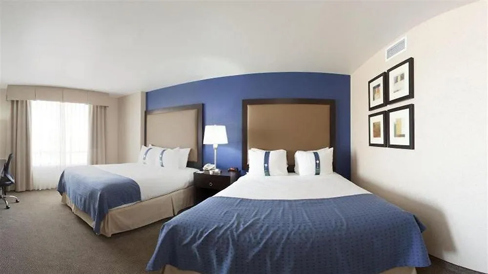 Holiday Inn & Suites Phoenix Airport By Ihg מלון